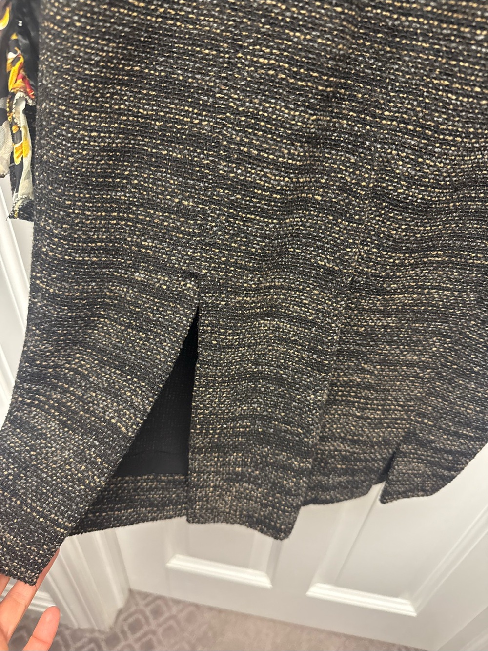 Dolce & Gabbana Black Quilted Jacket with Silver Chain Logo - Picture 4 of 12